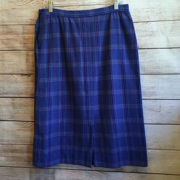 VINTAGE MISS PENDLETON PLAID WOOL SKIRT IN PURPLE - Picture 4 of 5